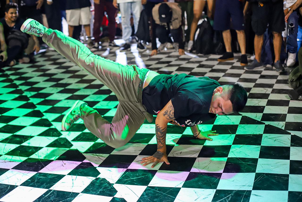 Potencial criativo da dança de rua tem vez e voz no Espaço Urbano do ‘#SouManaus Passo a Paço 2023’